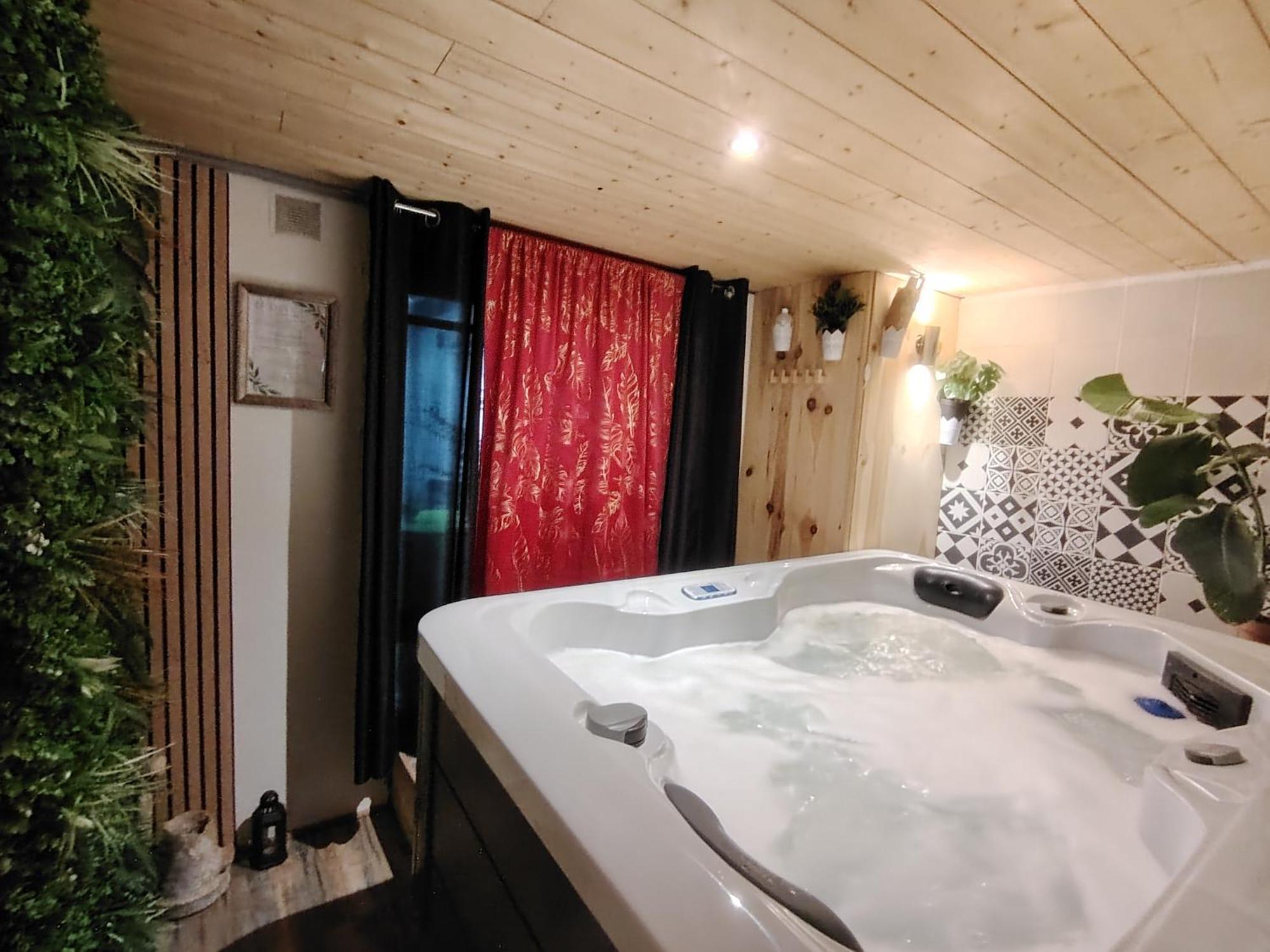 Sweet Loft Grenoble-Love Room Avec Jacuzzi & Sauna Ngoại thất bức ảnh